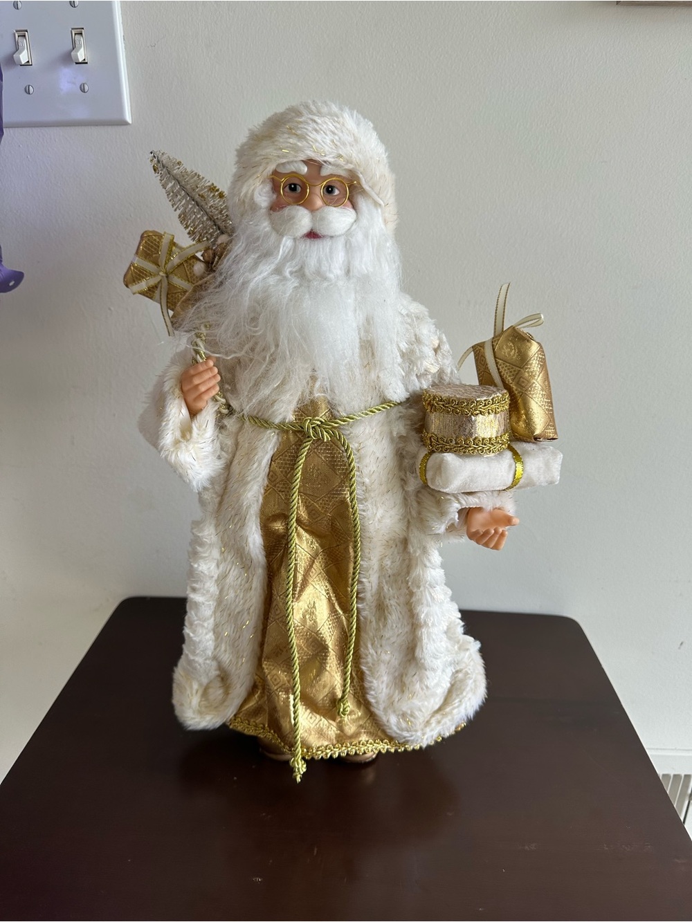 Santa Clause White and Gold Figurine Decor